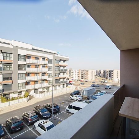 Retreat To A Stylish Home At West Residence Oradea Luaran gambar