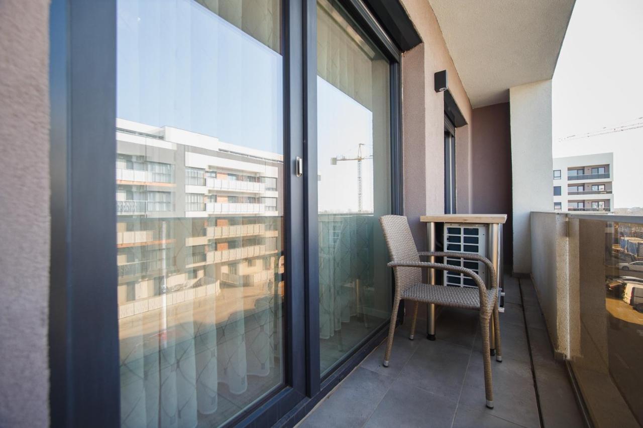 Retreat To A Stylish Home At West Residence Oradea Luaran gambar